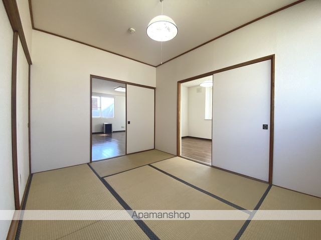 プレジデント川原の内装写真