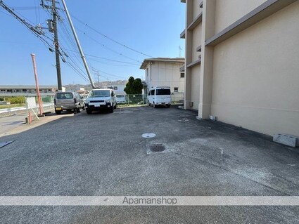 和歌山県和歌山市内原[3LDK/73.85m2]の駐車場