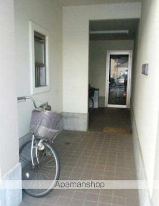 プレシャスコート[1K/29.14m2]のロビー