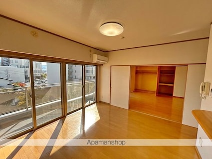 ゆたかビル[3LDK/80m2]のリビング・居間