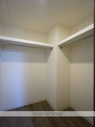 プレサンス丸の内サージュ[1LDK/42.75m2]の収納