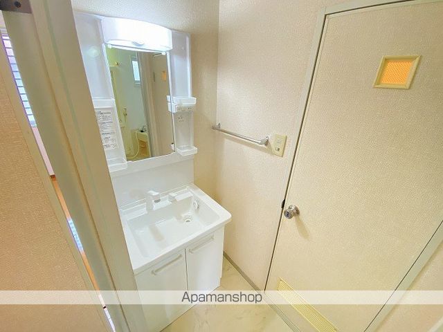 クレストファイブ Aの内装写真
