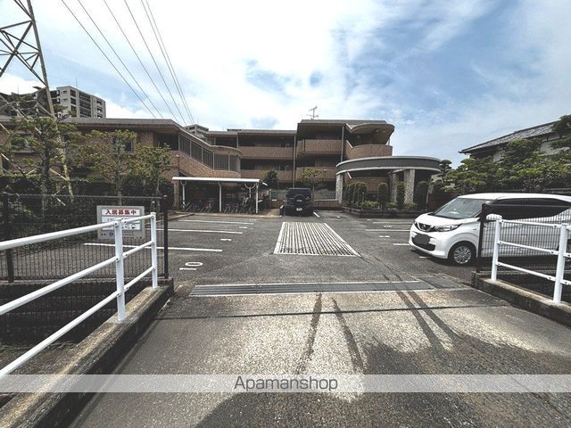 リヴェール高田の外観写真