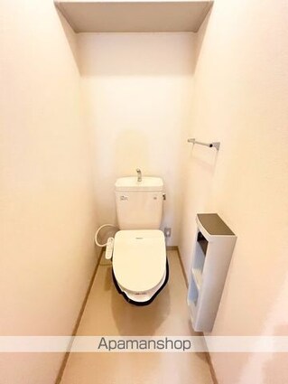 和歌山県和歌山市紀三井寺[2LDK/59.02m2]のトイレ