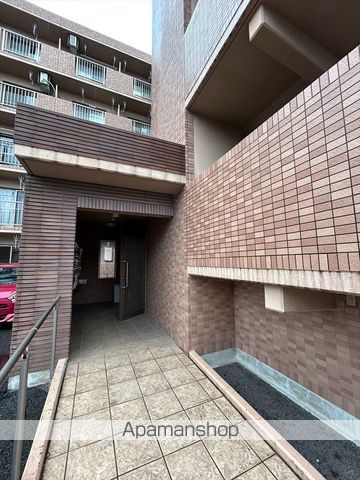 A・CITY弁天の玄関写真