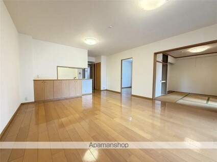 ポレスターアーバンシティ広島[4LDK/98.64m2]のリビング・居間