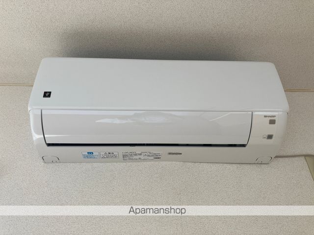 エルディム本町IIIの内装写真