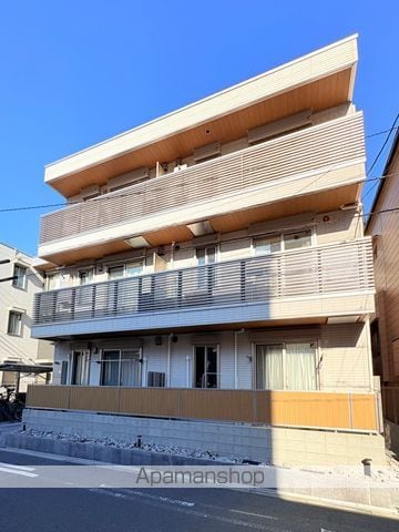 ルシェーナ西田辺の外観写真