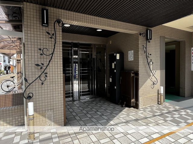 シャトー姫路の玄関写真