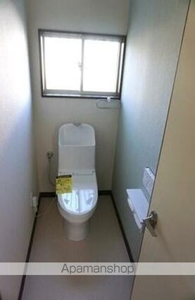 藤久良町貸戸建[3LDK/101m2]のトイレ