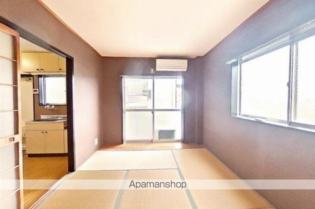 リバープール新田の内装写真