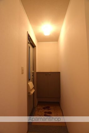 ロイヤルガーデン愛子Ｃ棟[2DK/49.83m2]の玄関