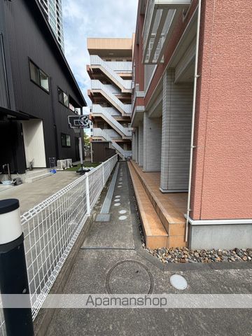 エレガンスの外観写真