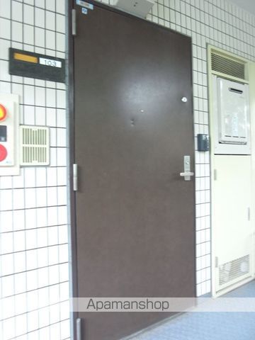 グランドール関根の内装写真