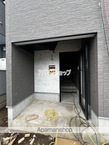 GRADUS若葉Vの玄関写真
