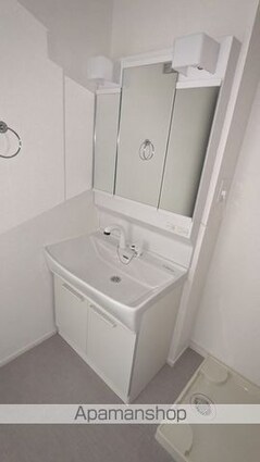 ヴァンヴェールＣ[1LDK/50.16m2]の洗面所