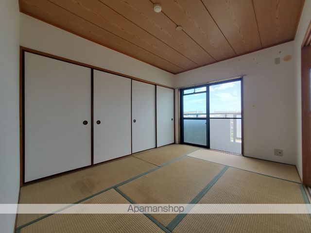 グランシャリオ寺山の内装写真