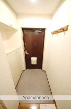 ウイングプラザ[2LDK/70.17m2]の玄関