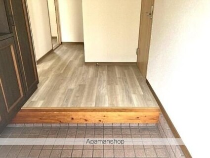 江平東町貸家[3LDK/87m2]の玄関