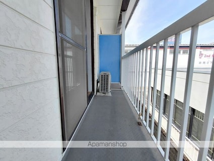 コーポラス宮千代[1K/26m2]のバルコニー