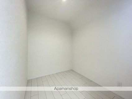 ＢＩＢＬＩＯ　ＮＩＨＯＮＢＡＳＨＩ[1DK/25.04m2]のリビング・居間