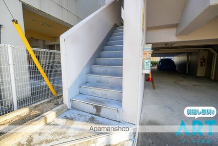 ピロティ小坂[2DK/38.88m2]の共用部1