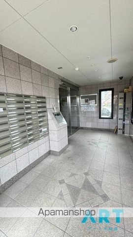 ひかりハイツ石手川の玄関写真