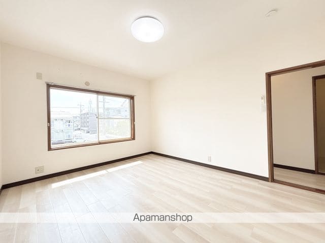 メゾンMIの内装写真