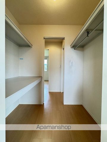 プロムナード B棟の内装写真