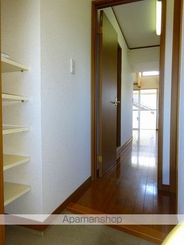 メゾンKの内装写真