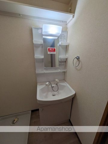 サープラス ベルクの内装写真