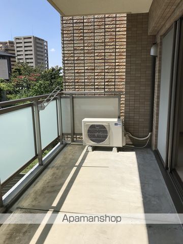 地下鉄東山線 本山駅 徒歩5分 3階建 築20年の内装写真