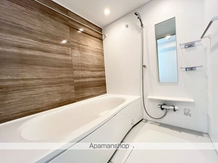 ヒカルサ和歌山本町[1LDK/42.24m2]のバス