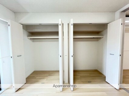 ヒカルサ和歌山本町[1LDK/42.24m2]の収納