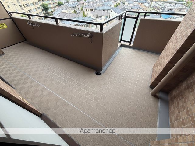 ライオンズマンションヴィアーレ東豊中の内装写真