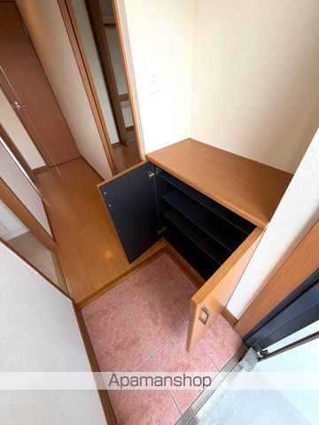 オーシャンハイツ五番館の内装写真