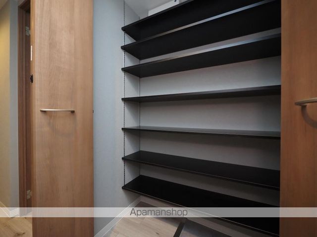 ザ・レジデンス南平岸の内装写真
