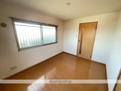 マンションティアラ[2LDK/56.7m2]の内装1