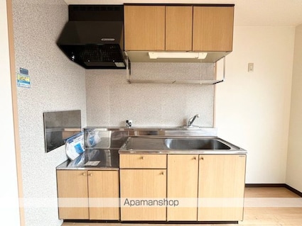 滋賀県彦根市小泉町[2DK/43.69m2]のキッチン