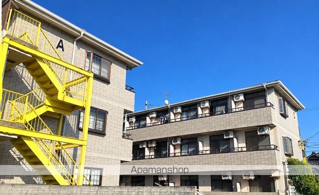 ロイヤルコーポ有本A棟