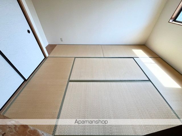 東英ハイツ参番館の内装写真