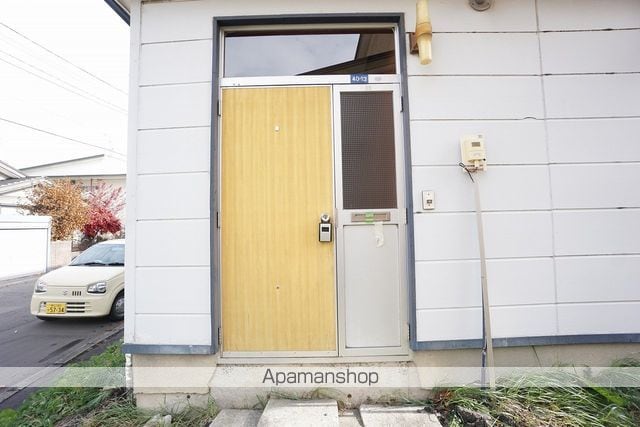 根室本線 柏林台駅 徒歩28分 1階建 築51年の玄関写真