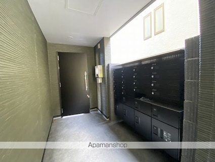 ＭＥＬＤＩＡ福生Ⅲ[1LDK/32.92m2]のエントランス