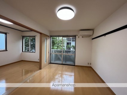 福島県郡山市字名倉[2LDK/50.61m2]のリビング・居間