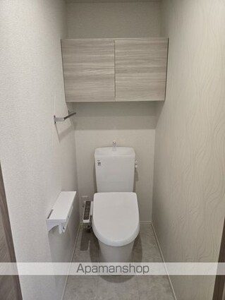 Ｄーｒｅｓｉｄｅｎｃｅ曙町１丁目[1LDK/37.09m2]のトイレ