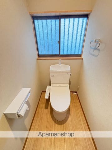 善通寺市原田町6LDK戸建ての内装写真