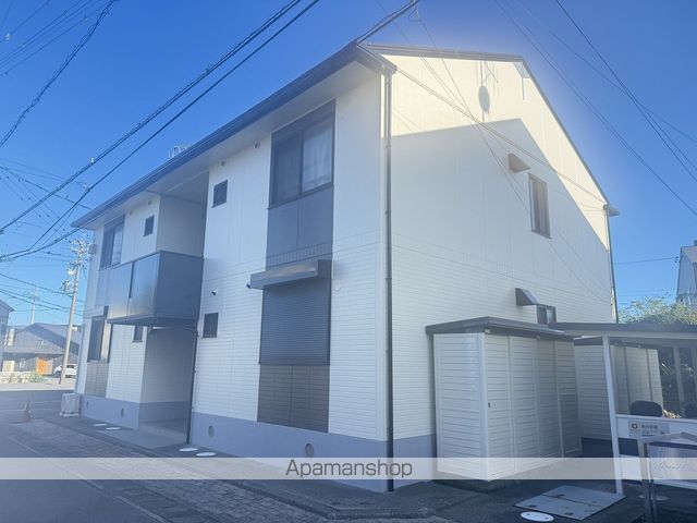 グランシャリオII B棟の外観写真