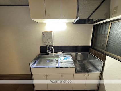 メゾンドールアザリア[1K/28m2]のキッチン