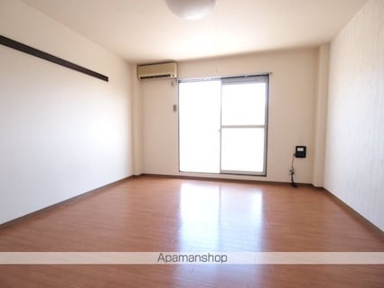 Ｓｕｒｐｌｕｓガーデンパレス[1K/28.03m2]のリビング・居間