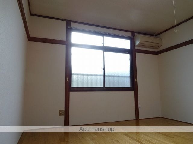 コーポ宮城野原B棟の内装写真